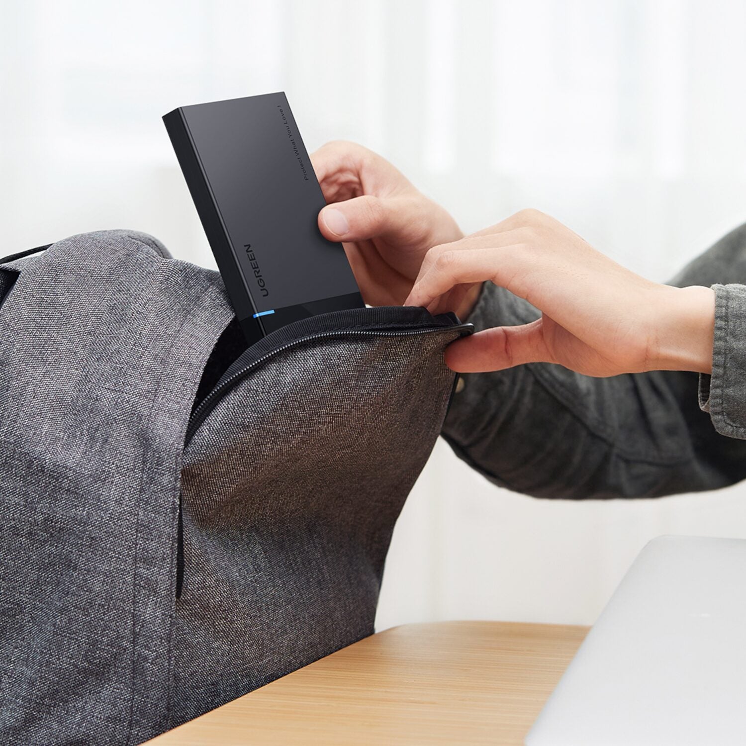 UGREEN USB 3.0 to 2.5” SATA Hard Drive Enclosure (Non-Detachable Cable)